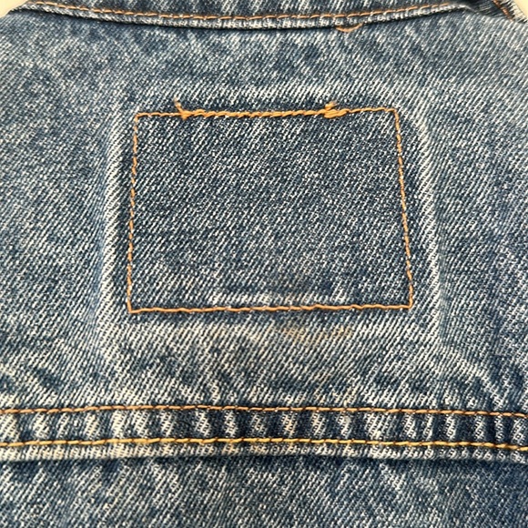 Levi’s Denim Jacket - Picture 5 of 7